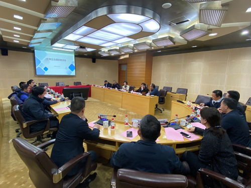 上海市科委书记徐枫走访科技创业中心，调研孵化基地与技术服务工作